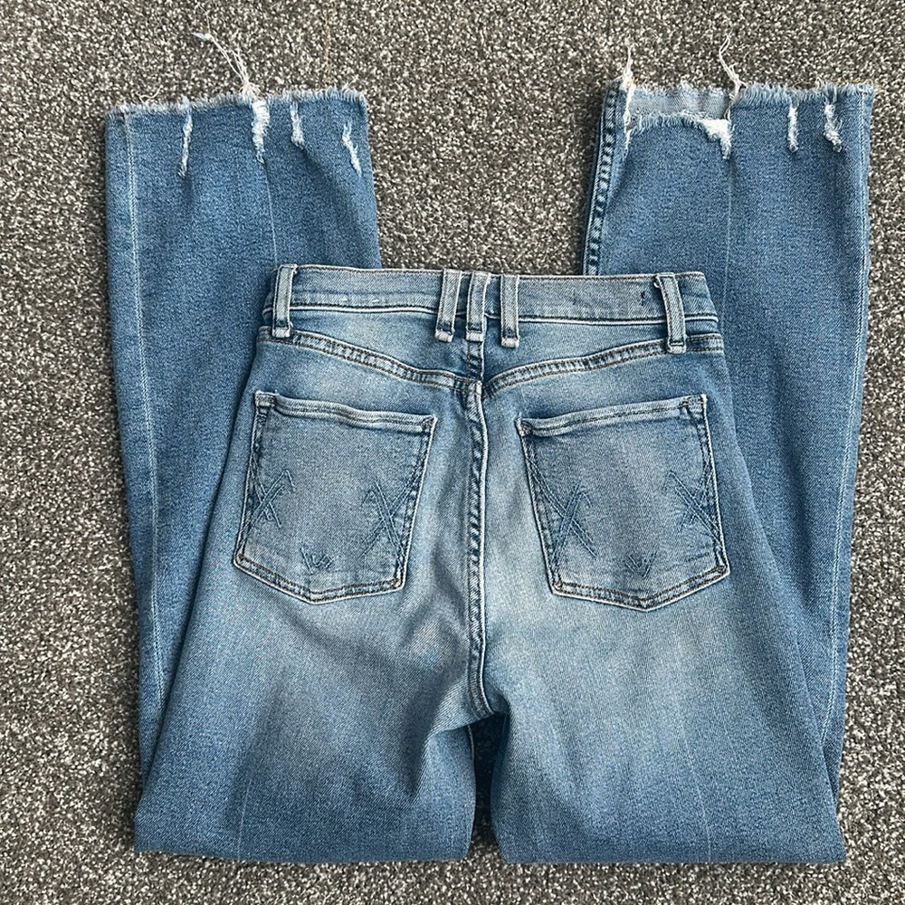 High Rise Distressed Cropped Denim - Picture 6 of 6